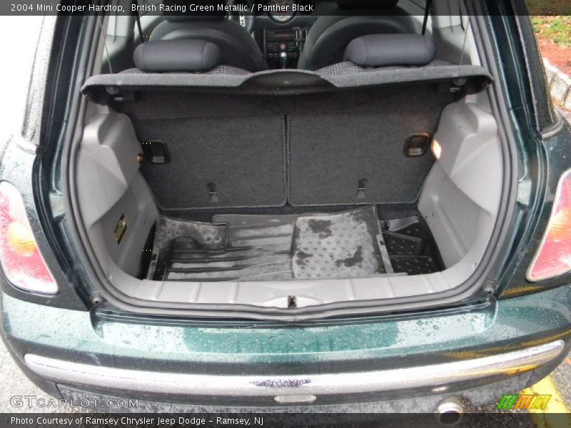 British Racing Green Metallic / Panther Black 2004 Mini Cooper Hardtop