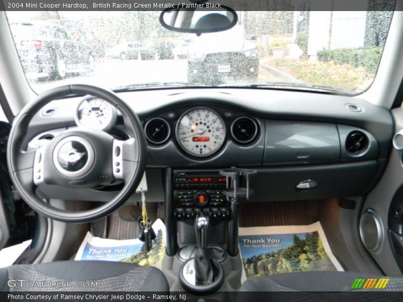 British Racing Green Metallic / Panther Black 2004 Mini Cooper Hardtop