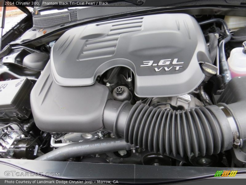 Phantom Black Tri-Coat Pearl / Black 2014 Chrysler 300