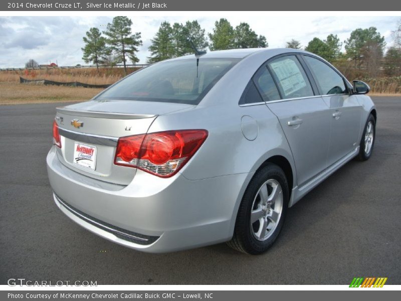 Silver Ice Metallic / Jet Black 2014 Chevrolet Cruze LT