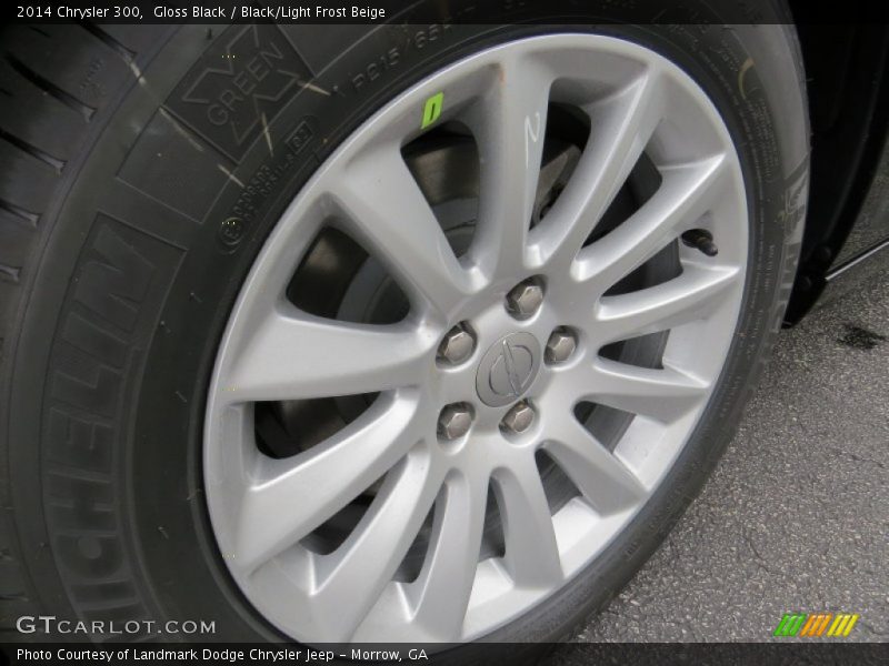 Gloss Black / Black/Light Frost Beige 2014 Chrysler 300
