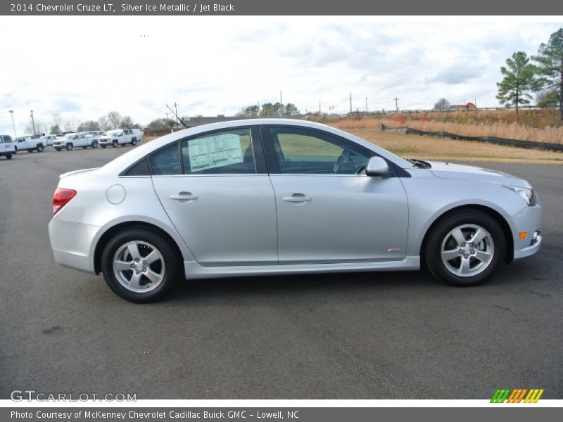 Silver Ice Metallic / Jet Black 2014 Chevrolet Cruze LT