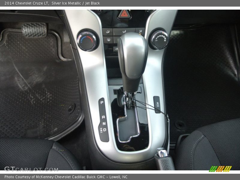 Silver Ice Metallic / Jet Black 2014 Chevrolet Cruze LT