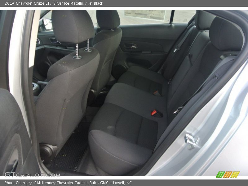 Silver Ice Metallic / Jet Black 2014 Chevrolet Cruze LT