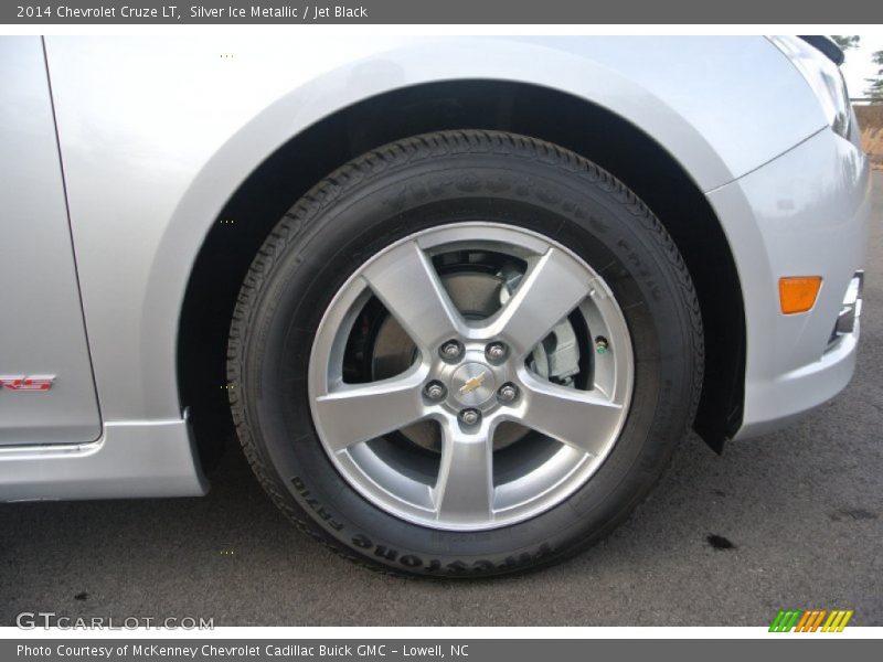 Silver Ice Metallic / Jet Black 2014 Chevrolet Cruze LT