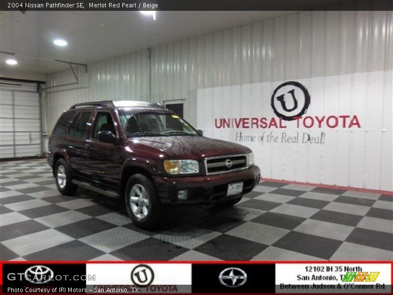 Merlot Red Pearl / Beige 2004 Nissan Pathfinder SE