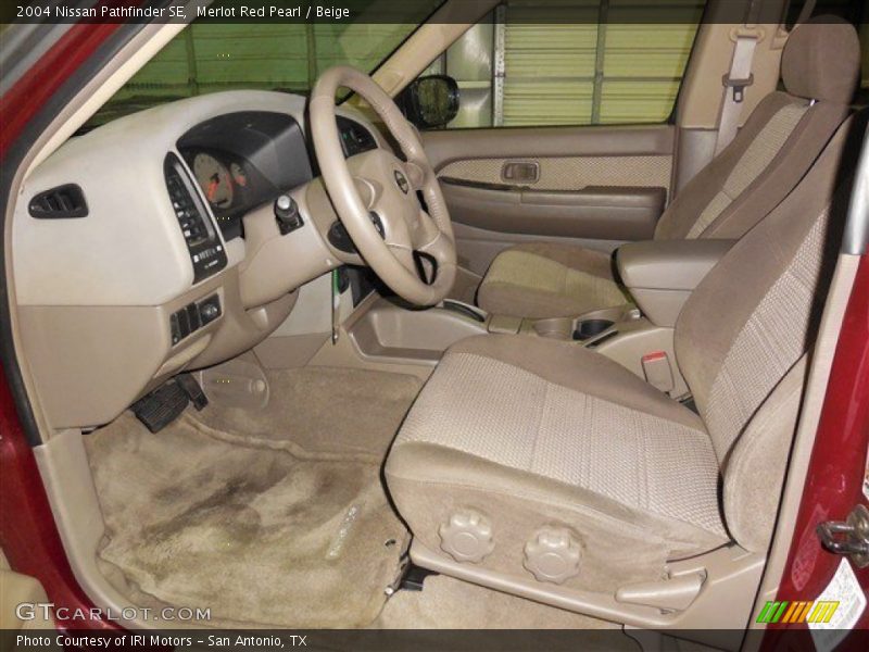 Merlot Red Pearl / Beige 2004 Nissan Pathfinder SE