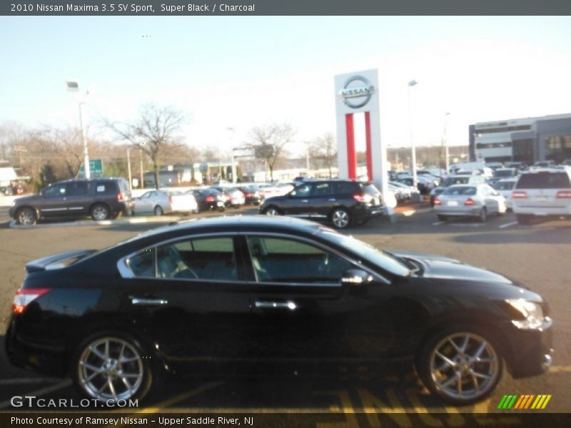 Super Black / Charcoal 2010 Nissan Maxima 3.5 SV Sport