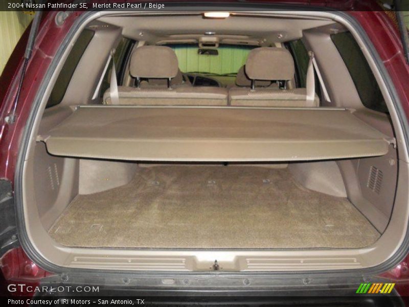 Merlot Red Pearl / Beige 2004 Nissan Pathfinder SE