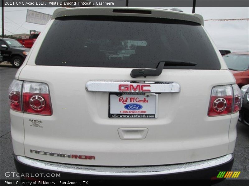 White Diamond Tintcoat / Cashmere 2011 GMC Acadia SLT