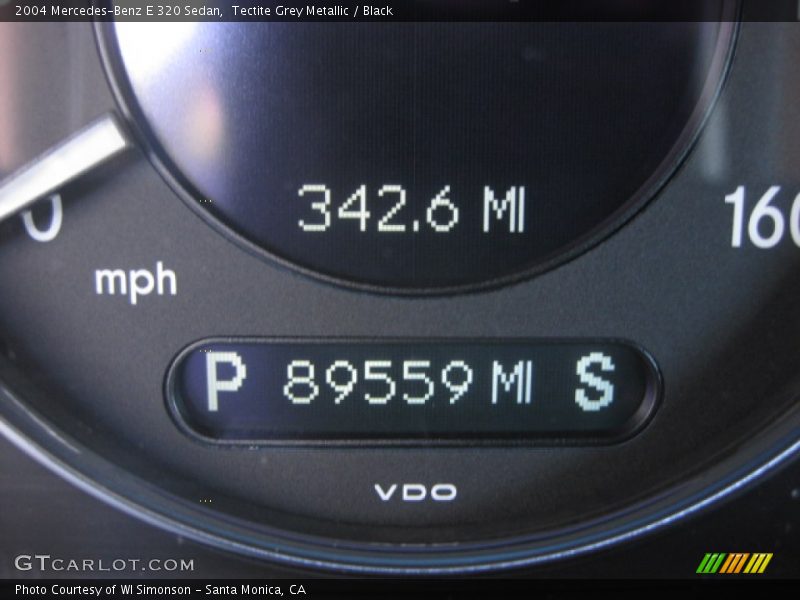 Tectite Grey Metallic / Black 2004 Mercedes-Benz E 320 Sedan