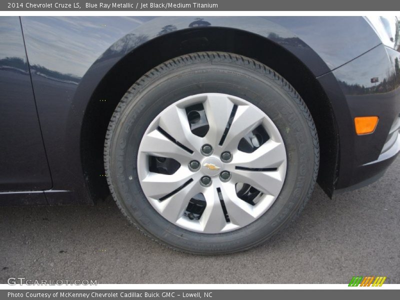 Blue Ray Metallic / Jet Black/Medium Titanium 2014 Chevrolet Cruze LS