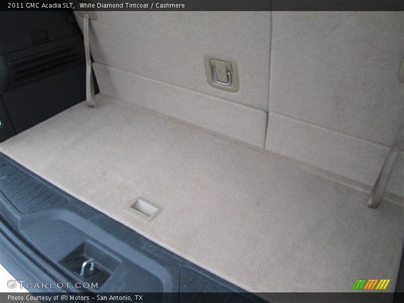 White Diamond Tintcoat / Cashmere 2011 GMC Acadia SLT