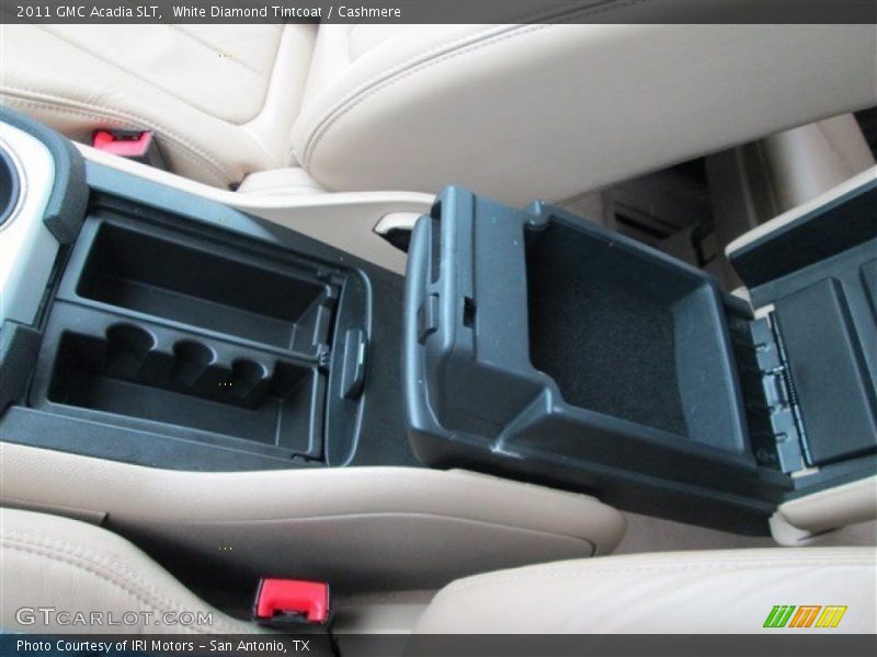 White Diamond Tintcoat / Cashmere 2011 GMC Acadia SLT