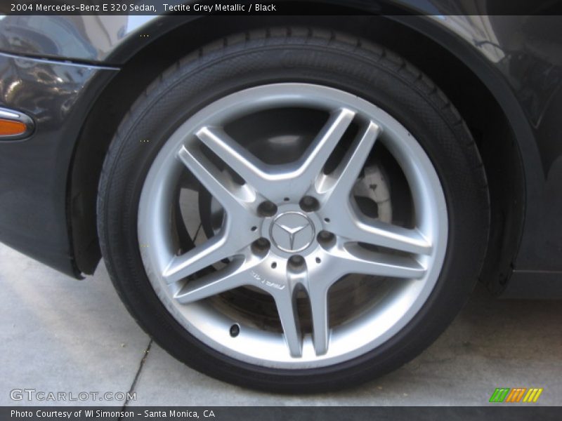 Tectite Grey Metallic / Black 2004 Mercedes-Benz E 320 Sedan