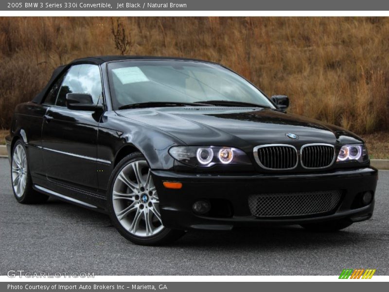 Front 3/4 View of 2005 3 Series 330i Convertible