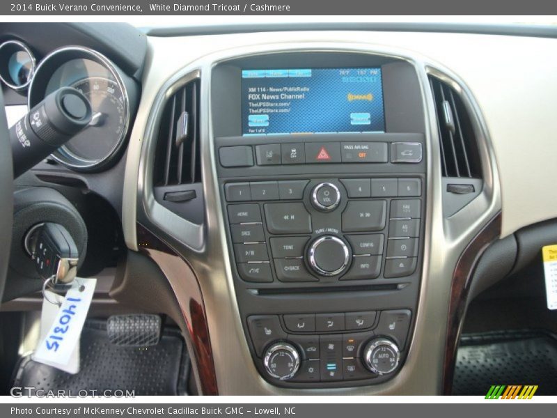 White Diamond Tricoat / Cashmere 2014 Buick Verano Convenience