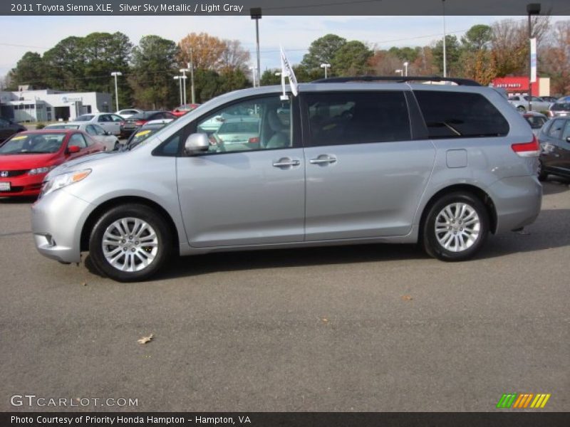 Silver Sky Metallic / Light Gray 2011 Toyota Sienna XLE