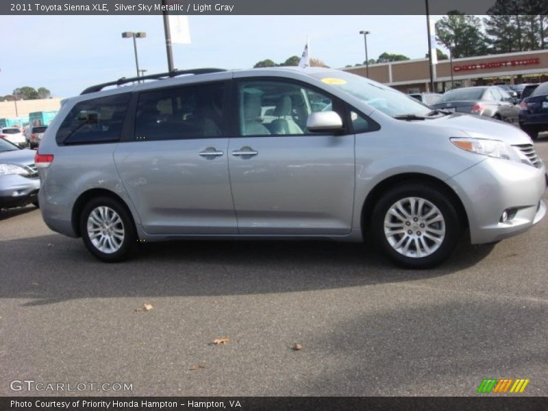 Silver Sky Metallic / Light Gray 2011 Toyota Sienna XLE