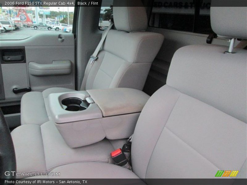 Front Seat of 2006 F150 STX Regular Cab 4x4