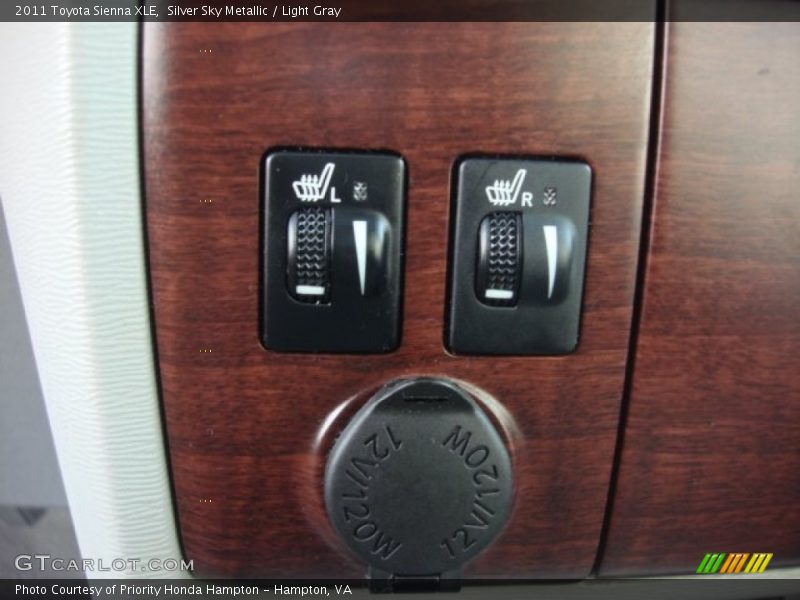 Silver Sky Metallic / Light Gray 2011 Toyota Sienna XLE