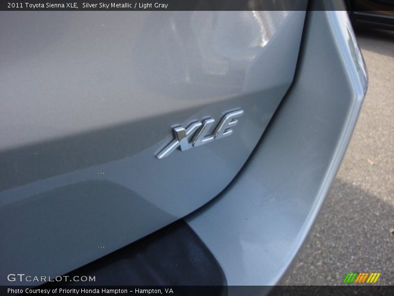 Silver Sky Metallic / Light Gray 2011 Toyota Sienna XLE