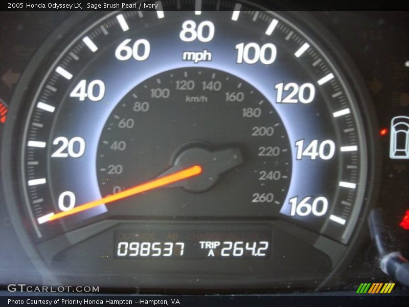 Sage Brush Pearl / Ivory 2005 Honda Odyssey LX