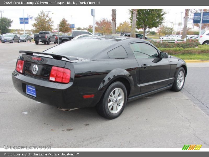 Black / Dark Charcoal 2006 Ford Mustang V6 Premium Coupe