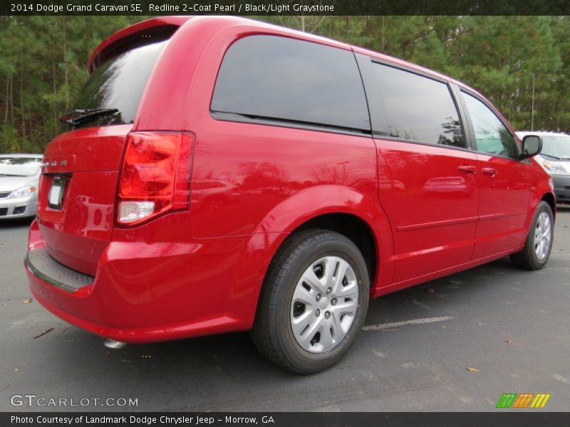 Redline 2-Coat Pearl / Black/Light Graystone 2014 Dodge Grand Caravan SE