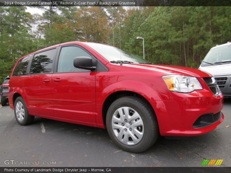 Redline 2-Coat Pearl / Black/Light Graystone 2014 Dodge Grand Caravan SE