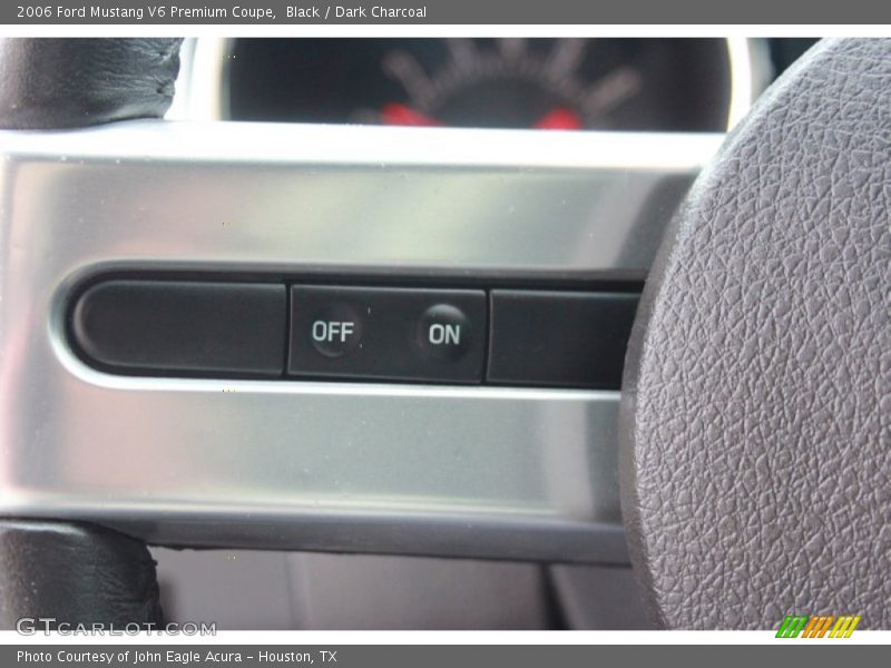 Black / Dark Charcoal 2006 Ford Mustang V6 Premium Coupe