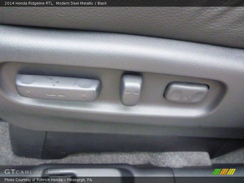 Modern Steel Metallic / Black 2014 Honda Ridgeline RTL