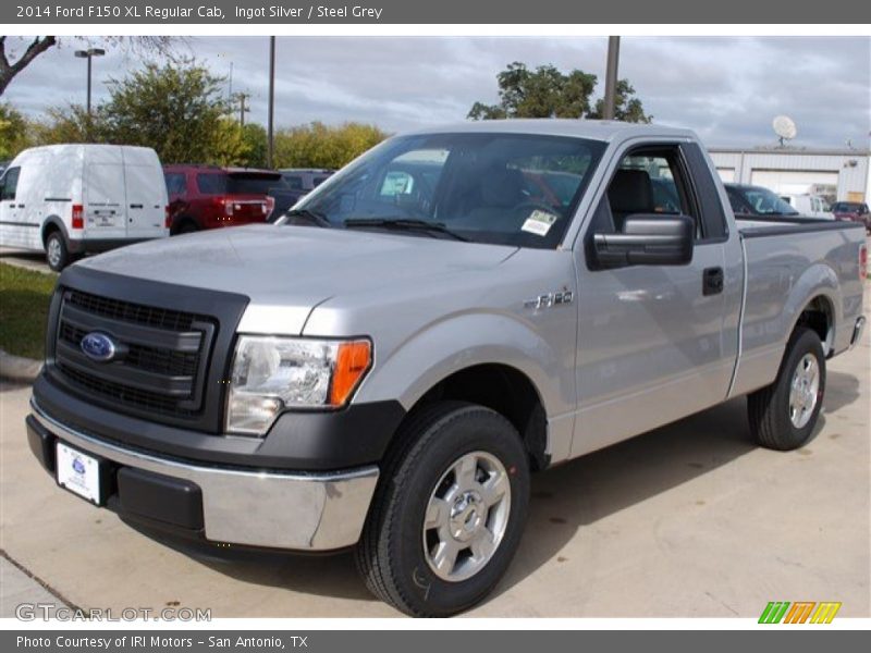 Front 3/4 View of 2014 F150 XL Regular Cab