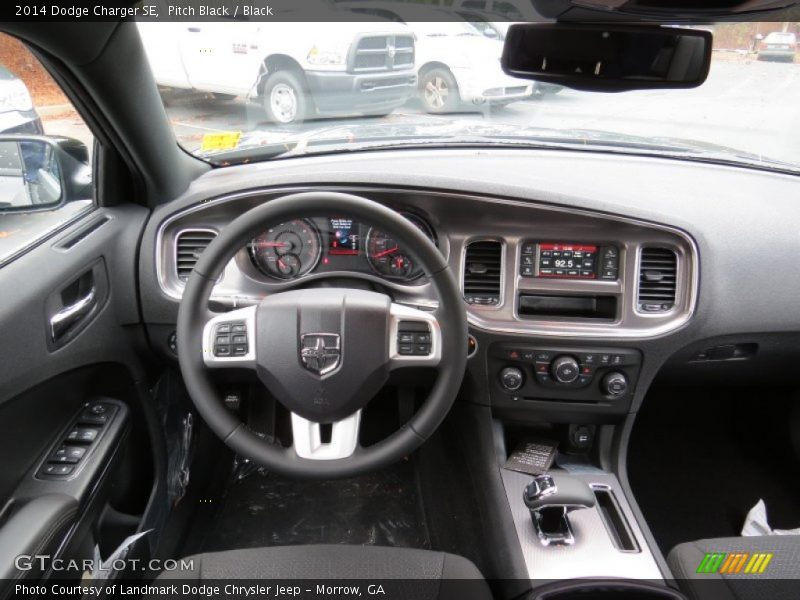 Pitch Black / Black 2014 Dodge Charger SE