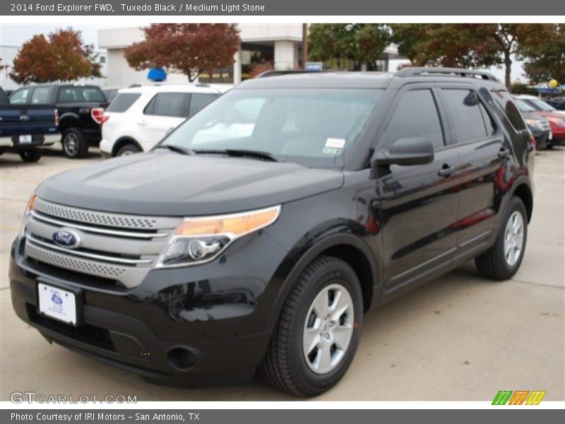 Tuxedo Black / Medium Light Stone 2014 Ford Explorer FWD