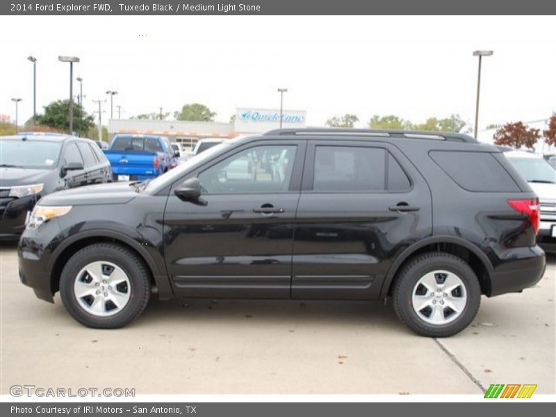 Tuxedo Black / Medium Light Stone 2014 Ford Explorer FWD