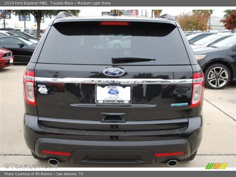 Tuxedo Black / Medium Light Stone 2014 Ford Explorer FWD