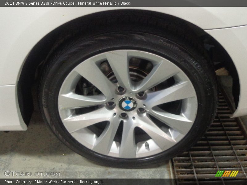 Mineral White Metallic / Black 2011 BMW 3 Series 328i xDrive Coupe