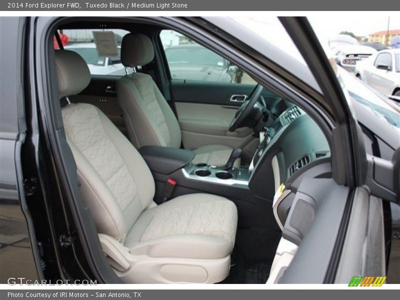 Tuxedo Black / Medium Light Stone 2014 Ford Explorer FWD