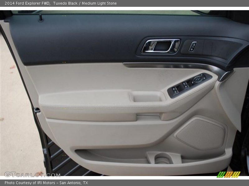 Tuxedo Black / Medium Light Stone 2014 Ford Explorer FWD