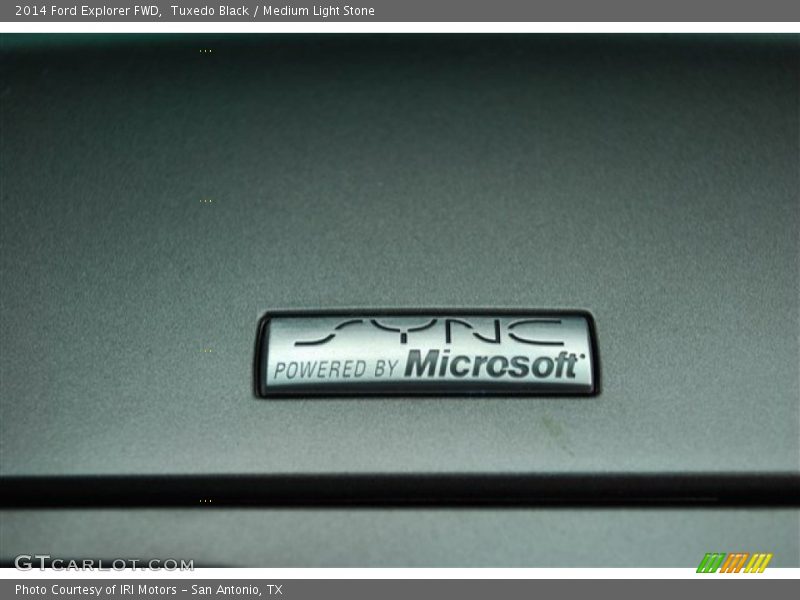 Tuxedo Black / Medium Light Stone 2014 Ford Explorer FWD