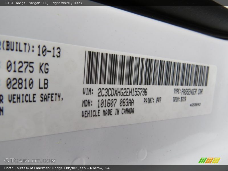 Bright White / Black 2014 Dodge Charger SXT