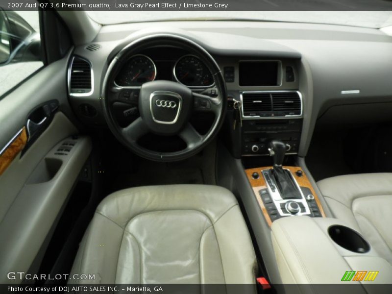 Lava Gray Pearl Effect / Limestone Grey 2007 Audi Q7 3.6 Premium quattro