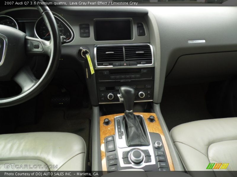 Lava Gray Pearl Effect / Limestone Grey 2007 Audi Q7 3.6 Premium quattro