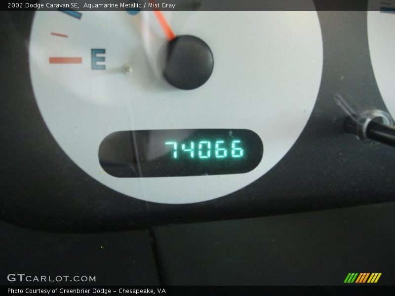 Aquamarine Metallic / Mist Gray 2002 Dodge Caravan SE