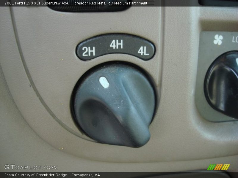 Toreador Red Metallic / Medium Parchment 2001 Ford F150 XLT SuperCrew 4x4