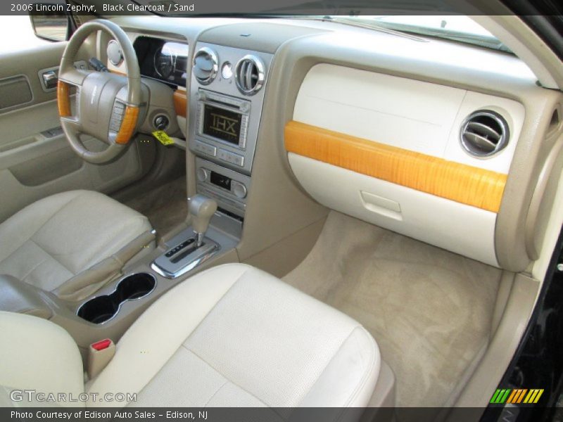 Black Clearcoat / Sand 2006 Lincoln Zephyr