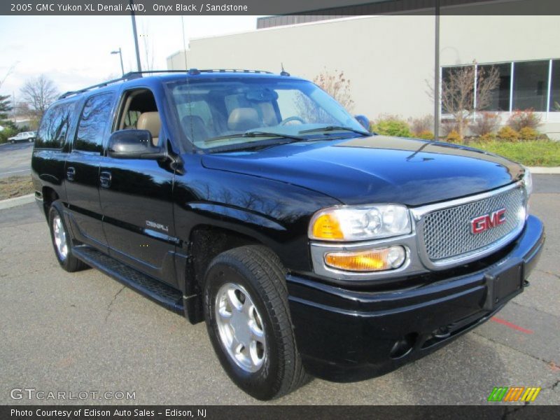 Onyx Black / Sandstone 2005 GMC Yukon XL Denali AWD