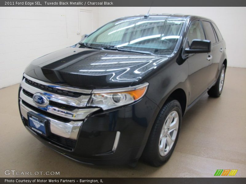 Tuxedo Black Metallic / Charcoal Black 2011 Ford Edge SEL