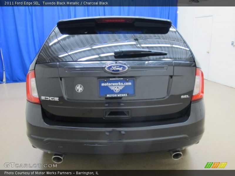 Tuxedo Black Metallic / Charcoal Black 2011 Ford Edge SEL